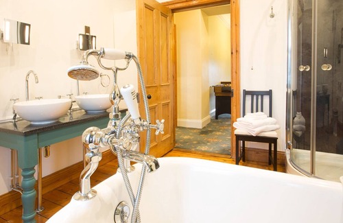 Old Bewick Other | Idyllic Farmhouse with Valley Views and Family-Friendly Amenities