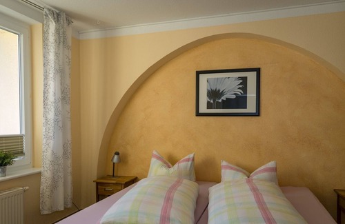 Goddelsbach Apartment | Large flat in the Sauerland with its own terrace