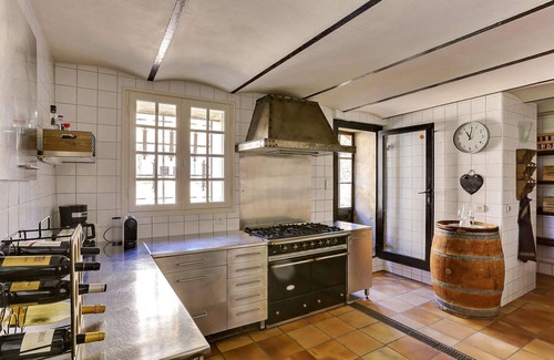 Entraigues-sur-la-Sorgue Other | Relax in a Cozy Air-Conditioned House with Private Pool