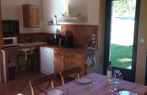 Mauzac-et-Grand-Castang House | Spacious Retreat for 6 with Private Pool & Breakfast