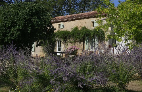Mauzac-et-Grand-Castang House | Spacious Retreat for 6 with Private Pool & Breakfast