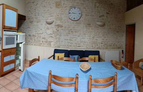 Corpe Cottage | Spacious Gîte for 7 with Private Pool & Ocean View