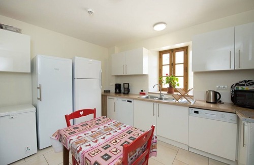 Charbogne Other | Impressive gîte with Indoor Pool & Family-Friendly Amenities