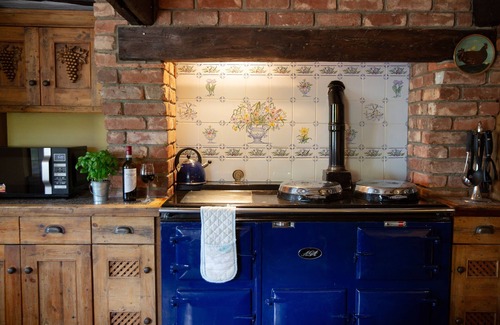 Bude House | Historic 17th Century Farmhouse with Oceanfront Views