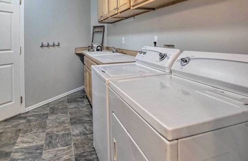 Seattle Hill-Silver Firs Cottage | Relaxing Snohomish Retreat: Perfect for Group Getaways!