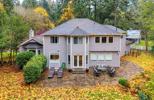 Seattle Hill-Silver Firs Cottage | Relaxing Snohomish Retreat: Perfect for Group Getaways!
