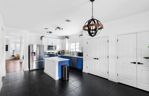 Morningside Meadows House | Unique House for Large Groups with Pool and Pet-Friendly Amenities