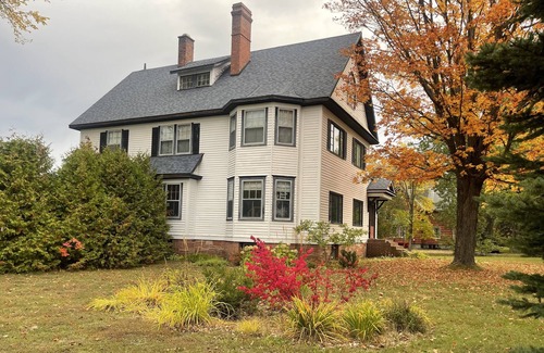 Laurium House | Historic Home Near Swedetown Trails - Pet Friendly Retreat