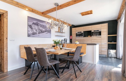 Westendorf Apartment | Large holiday apartment right by the ski lift
