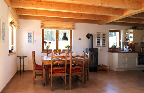 Lechbruck House | Idyllic Holiday Home with Lake & Alps Views, Pool Access