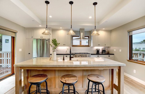 Avila Beach House | Oceanfront Retreat in Avila - Ideal for Families & Groups