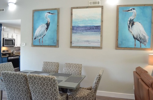 Sunbury House | Spacious Home with 3 Kitchens & Family-Friendly Amenities