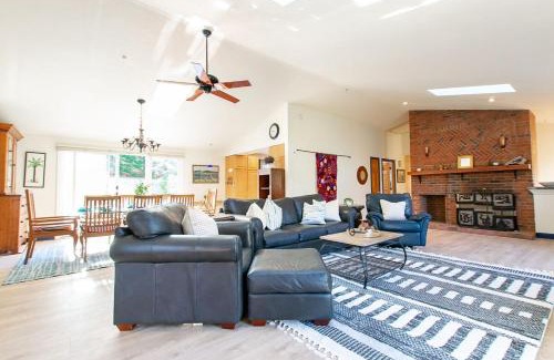 Chatham House | Cozy Home with Fire Pit and Pet-Friendly Amenities Await