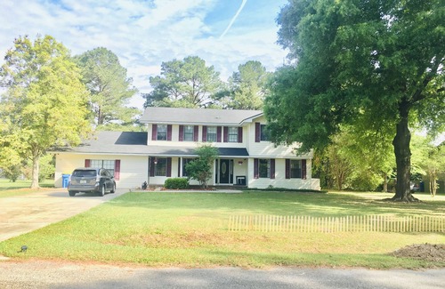 Tifton House | Spacious Home with Pool & Ocean View – Rated 9.6/10