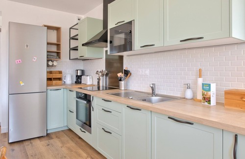 Plovan House | Ideal Getaway for Family Holidays and Relaxation