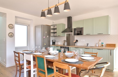 Plovan House | Ideal Getaway for Family Holidays and Relaxation