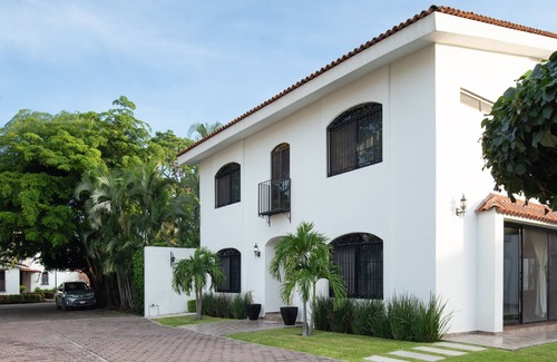 Colima House | Impressive House Steps from Downtown with Private Pool