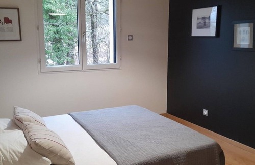 Cahors House | Ideal 5-Bedroom Loft with Pool in Scenic Cahors