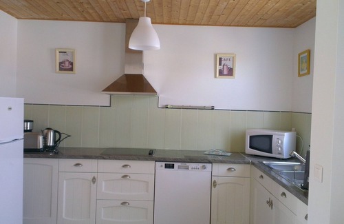 Barbatre House | Ideal Oceanfront House Near Beach - Pet Friendly & Family Safe