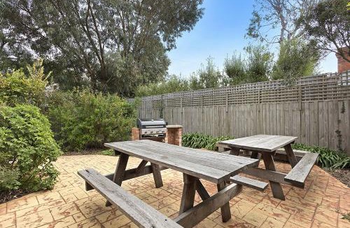 Queenscliff House | Experience Ocean View at Large House on Wharf Street