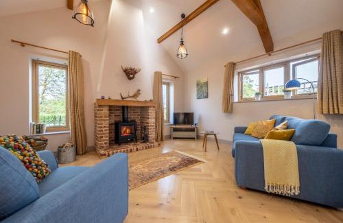 Ipswich House | Immaculate Rural Retreat at The Milking Parlour - 4 Stars