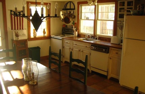 St. Michaels House | Historic Harbor House in St. Michaels - Walk to Everything!