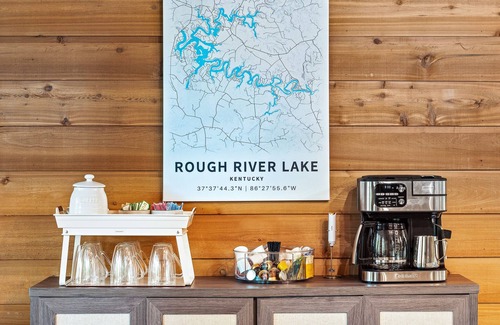 Westview Cabin | Pet-Friendly Lakefront Cabin with Pool & Scenic Views