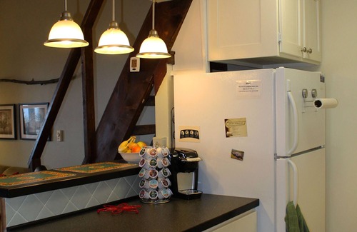 Snowshoe Condo | Scenic Loft Condo with Pool, Steps to Slopes & Great Views