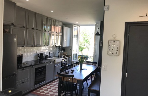 Meaux Apartment | Family-Friendly Apartment Near Eurodisney and CDG, Paris