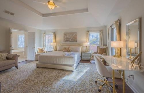 Athens Villa | Family-Friendly Retreat with Game Room Near UGA & Stadium