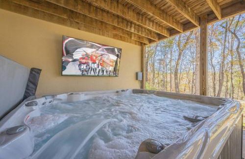 Athens Villa | Family-Friendly Retreat with Game Room Near UGA & Stadium