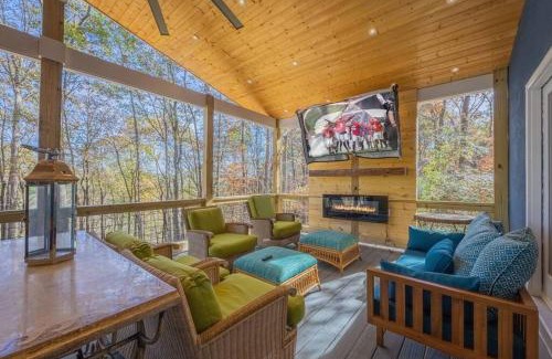 Athens Villa | Family-Friendly Retreat with Game Room Near UGA & Stadium