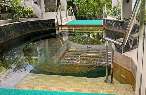 Menteng Apartment | Large & Luxury Menteng Executive Apt 3BR with Pool, Gym Wi-Fi by 2ndHome