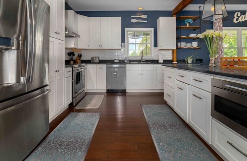 Lexington House | Family-Friendly Mountain Retreat with Hot Tub & Firepit