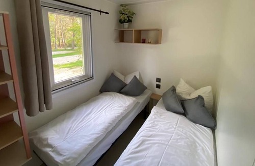 Pleinfeld Cabin | Large mobile home - Waldcamping Brombach