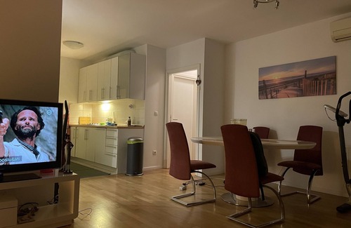 Zagreb Apartment | Modern 75m2 Flat with Free Parking and Spa Access