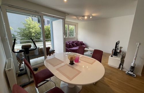 Zagreb Apartment | Modern 75m2 Flat with Free Parking and Spa Access