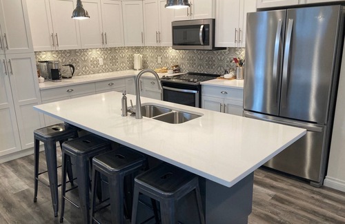Okanagan-Similkameen House | Modern Retreat at The Cottages on Lake Osoyoos - Rated 10/10