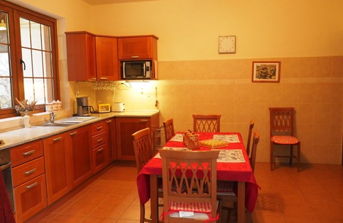 Predeal Villa | Inviting Mountain Villa with Scenic Views in Brasov