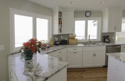 Sullivan's Island House | Renovated Oceanfront Retreat with Breathtaking Views
