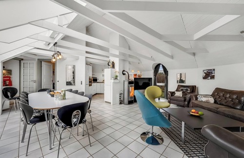 Klegod Strand Cottage | Spacious 4-Bedroom Retreat in Ringkøbing with Pool & Spa