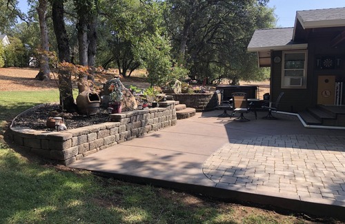 North Auburn House | Relaxing Spa Retreat by the Ridge Golf Course, Rated 9.6