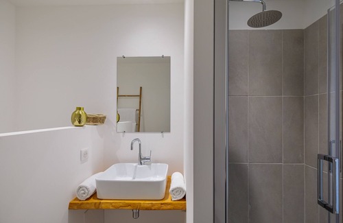 Apt Other | Elegant Provencal Bastide with Panoramic Views in Luberon