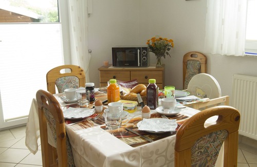 Rhauderfehn House | Quiet Accessible House with Pool - Rated 10/10 by Guests