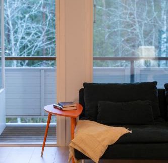 Espoo House | Large renovated townhouse with sauna and patio