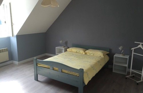 Sille-le-Philippe House | Spacious Room in an Elegant Maison Bourgeoise - 10/10 Rating