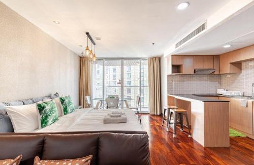 Chidlom Apartment | Large room with 2Beds BTS Chitlom Sukhumvit BKK