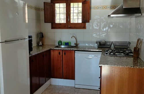 Cardona Cottage | Scenic Rural Retreat with Pool, Just 1 Hour from Barcelona