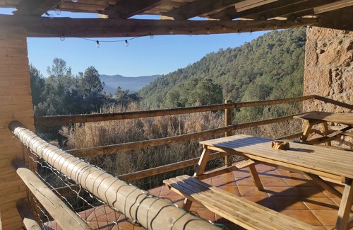 Cardona Cottage | Scenic Rural Retreat with Pool, Just 1 Hour from Barcelona