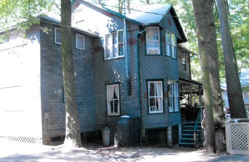 Mount Gretna Heights Cottage | Family-Friendly Shadywood Cottage with Ocean View & Breakfast
